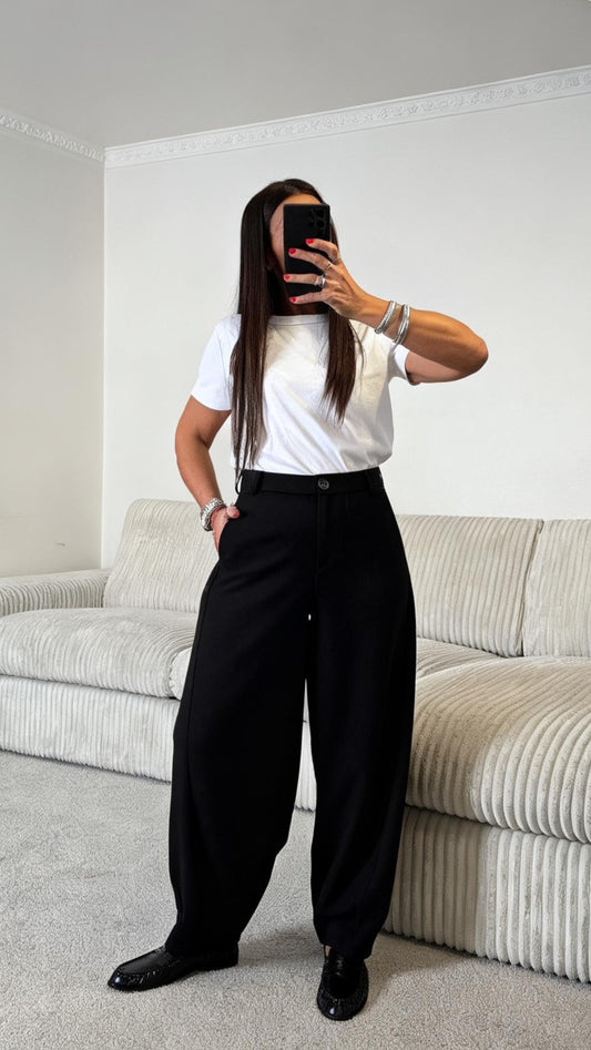 Pantalon tailleur noir coupe ballon