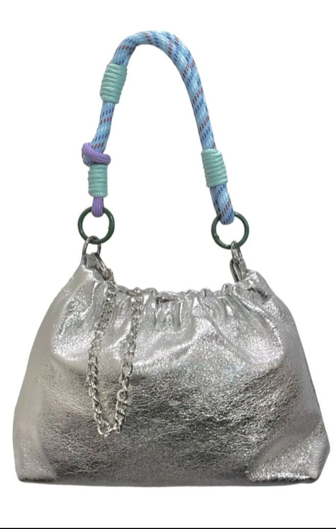 Sac cuir irisé plissé – argent lumineux