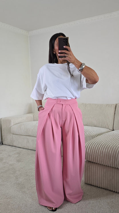 Pantalon palazzo rose taille haute fluide – style chic & moderne
