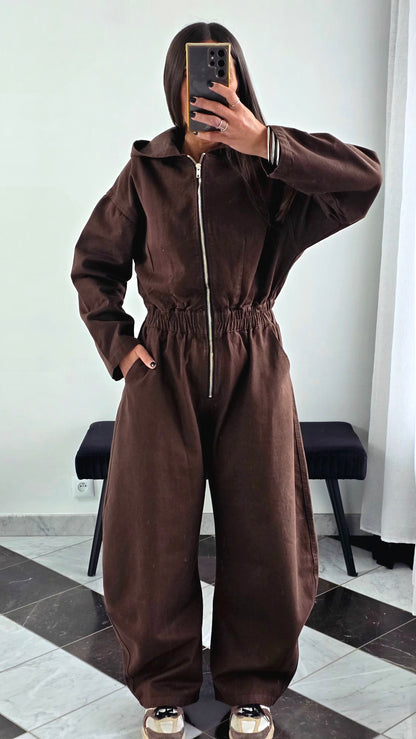 Combinaison chocolat en coton – zip & capuche