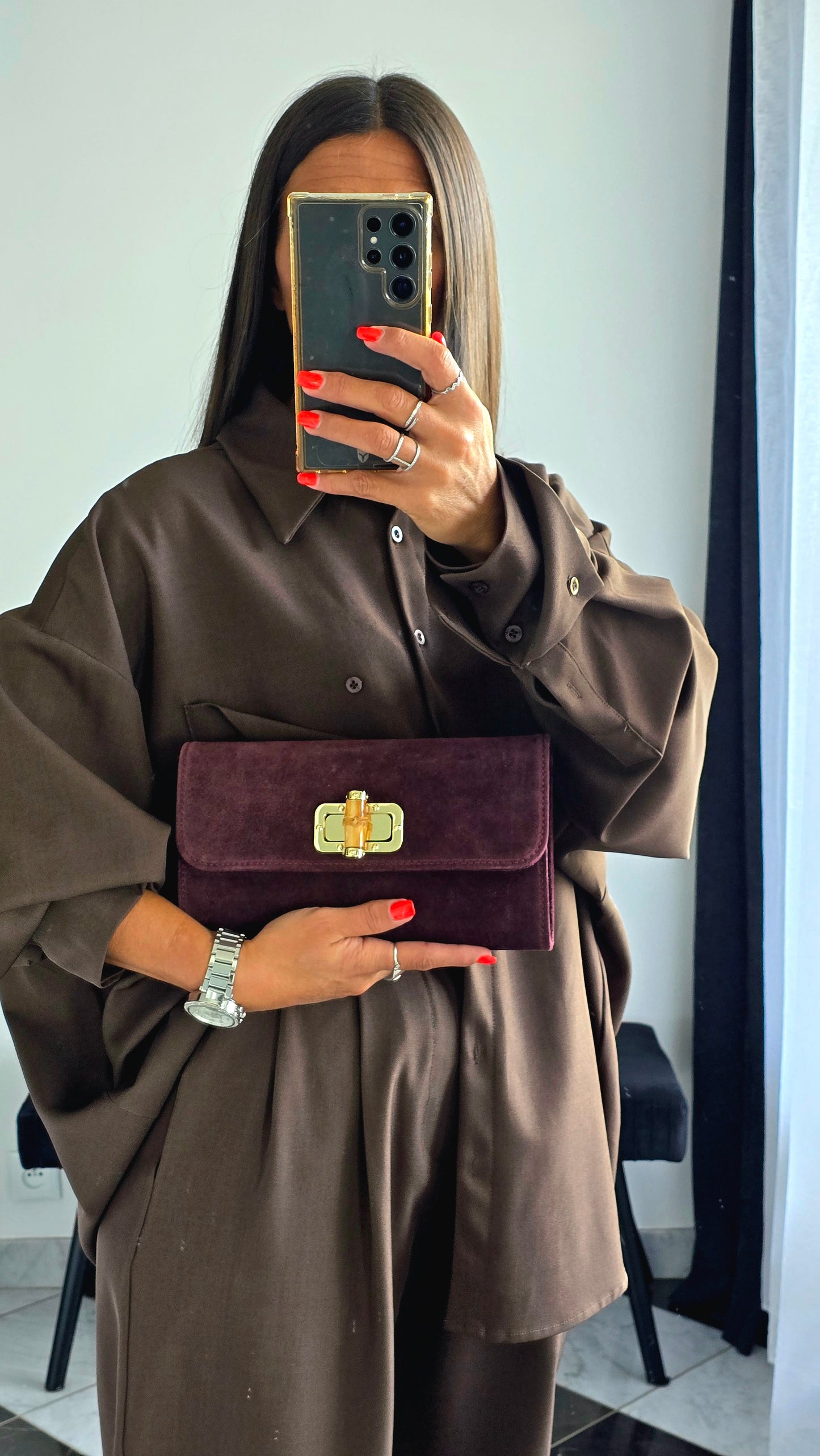 Pochette en Cuir de Vachette – Bordeaux & Détails Dorés