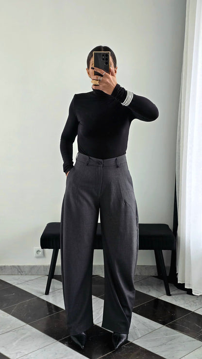 Top Col Roulé Ultra-Doux – Noir
