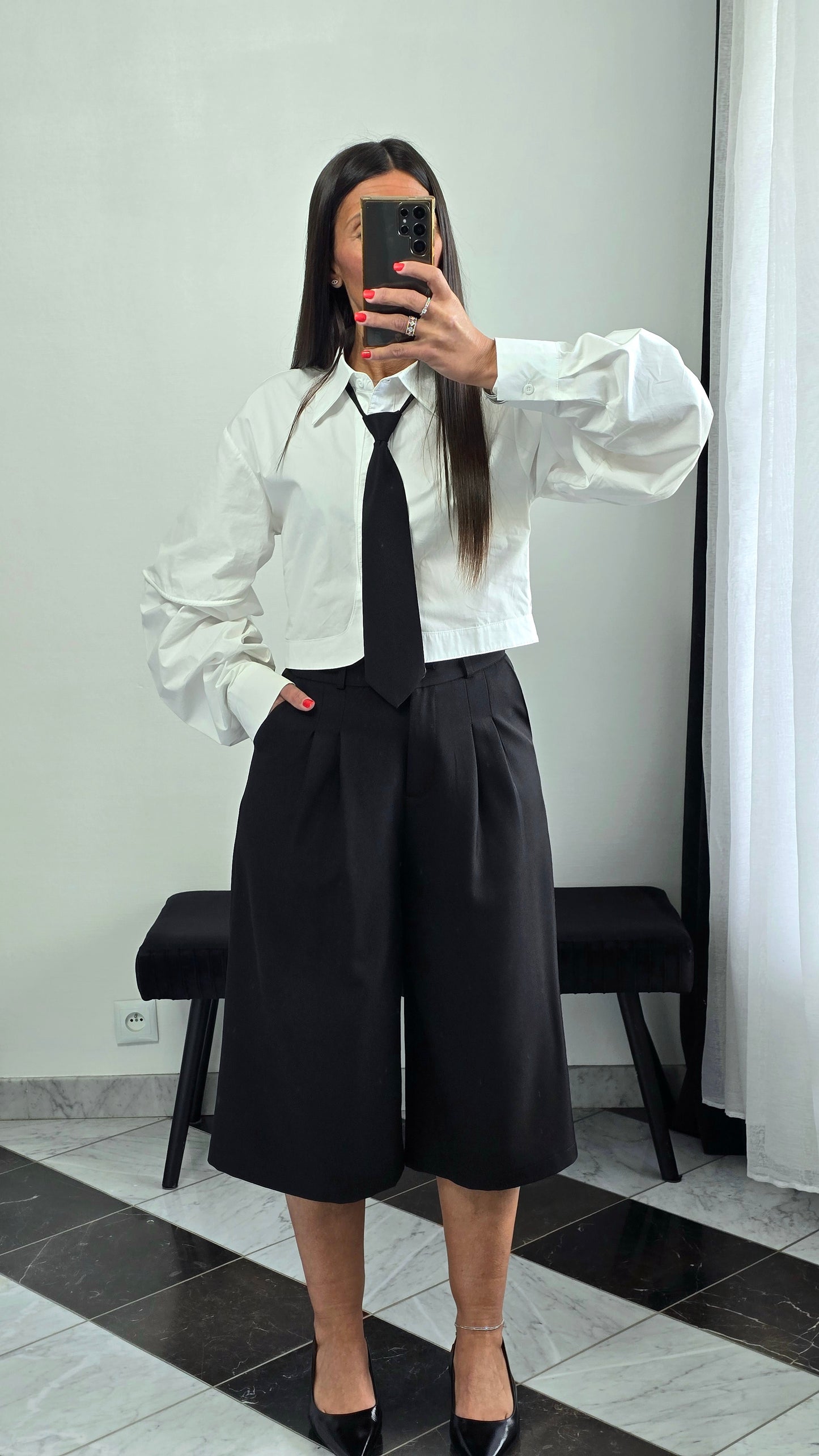 Chemise crop avec cravate amovible – blanc