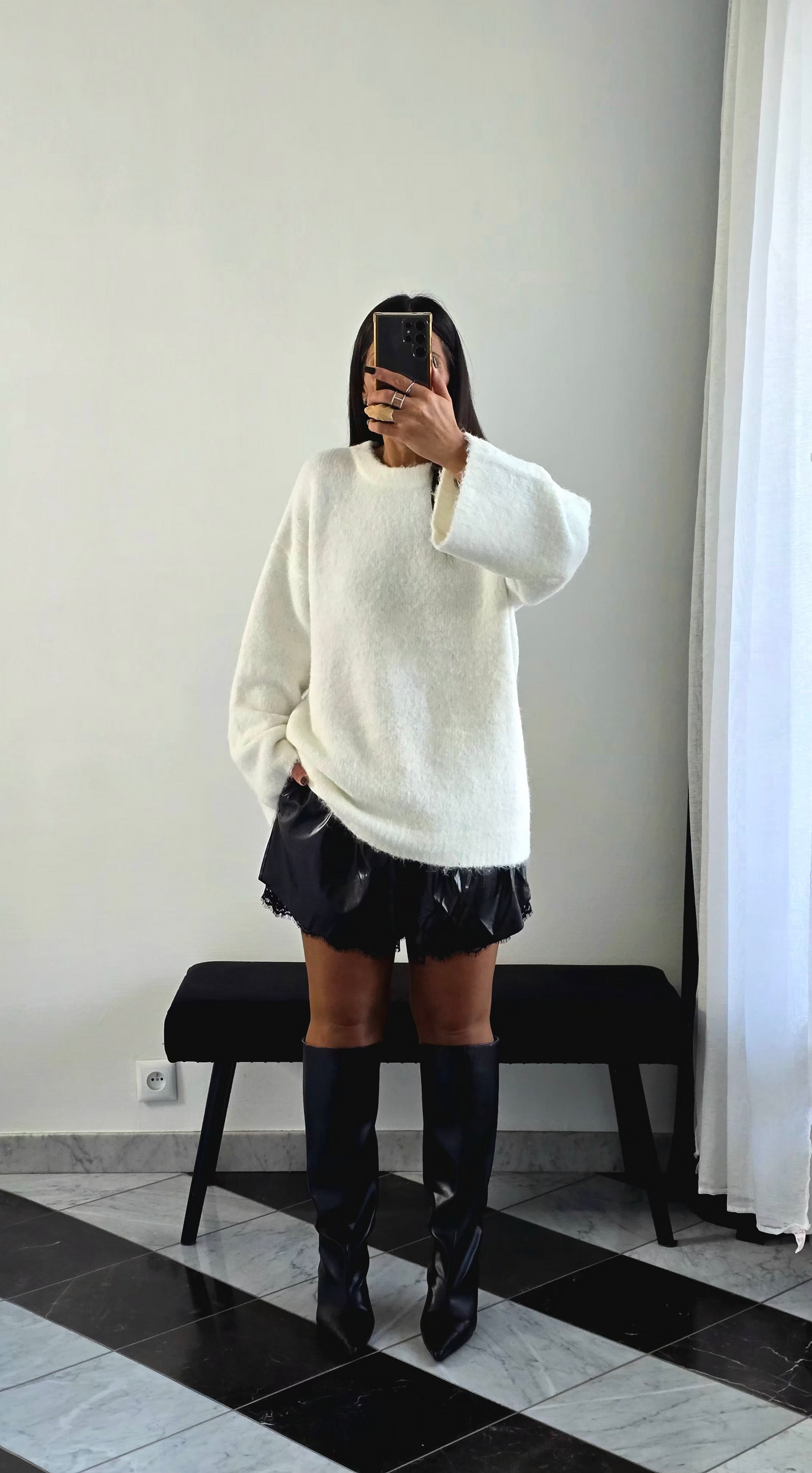 Short Simili & Dentelle Intégrée Noir – Taille Élastique