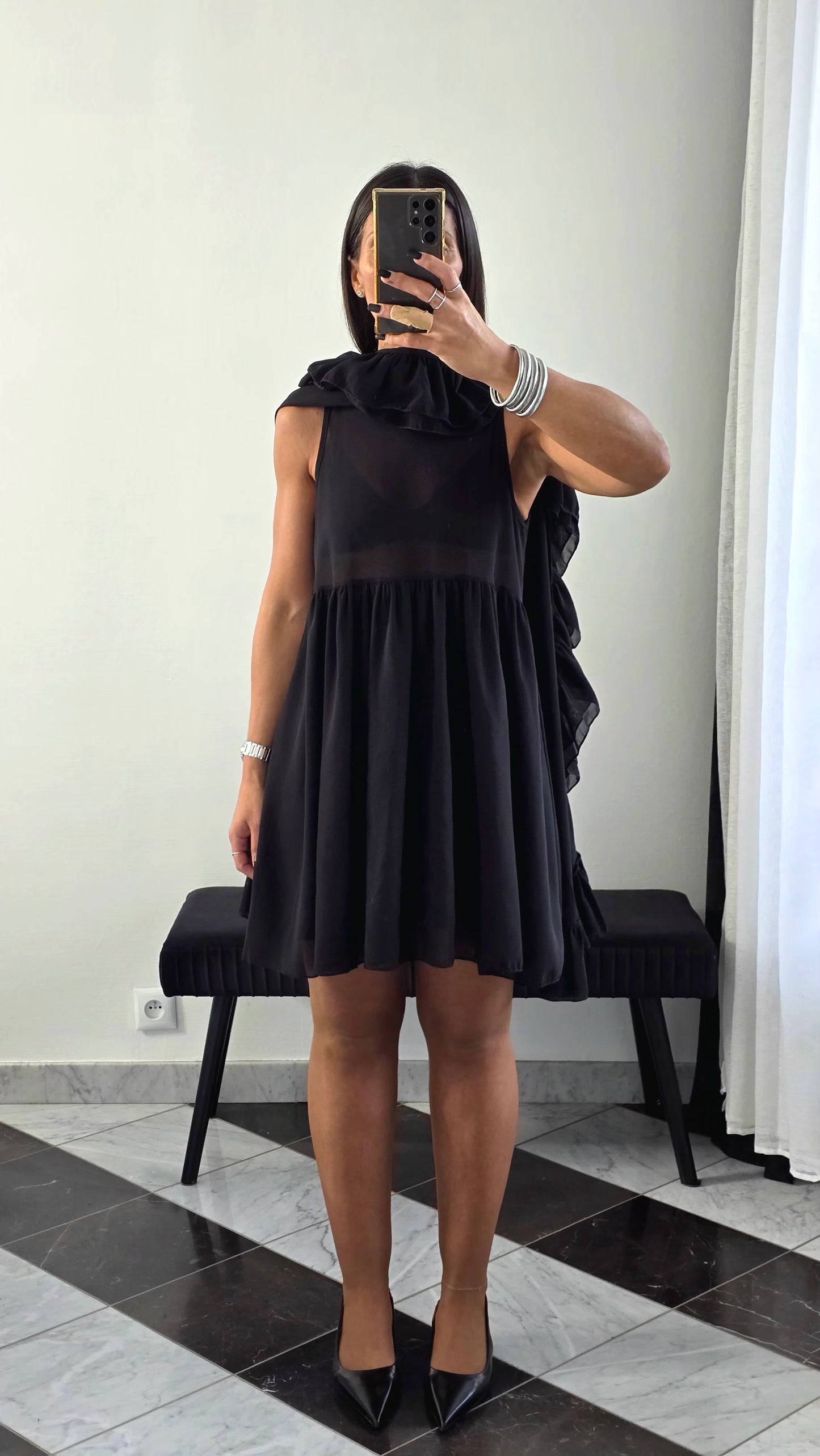 Robe Cape Volants – Noir Intense