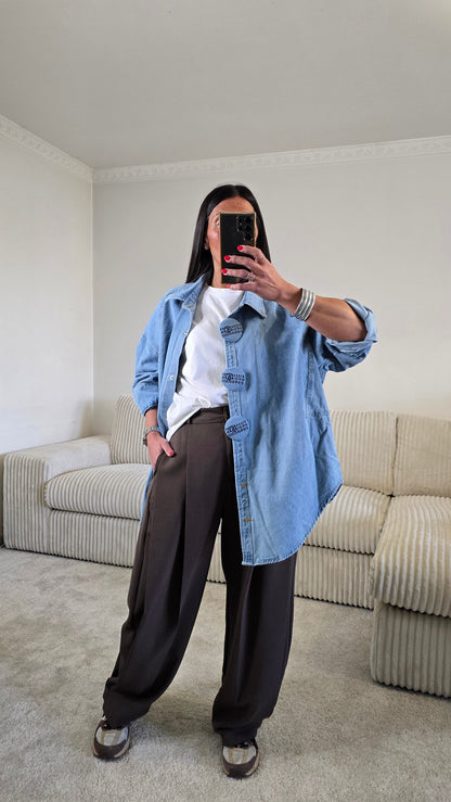 Veste Chemise Oversize en Denim Clair – Boutons Pression