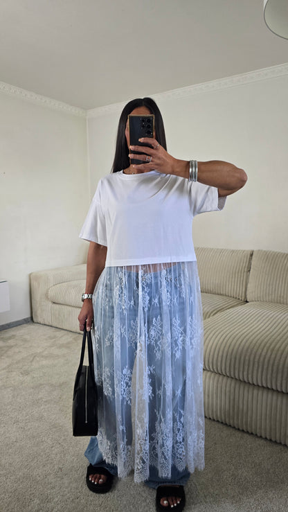 T-shirt dentelle signature – blanc lumineux