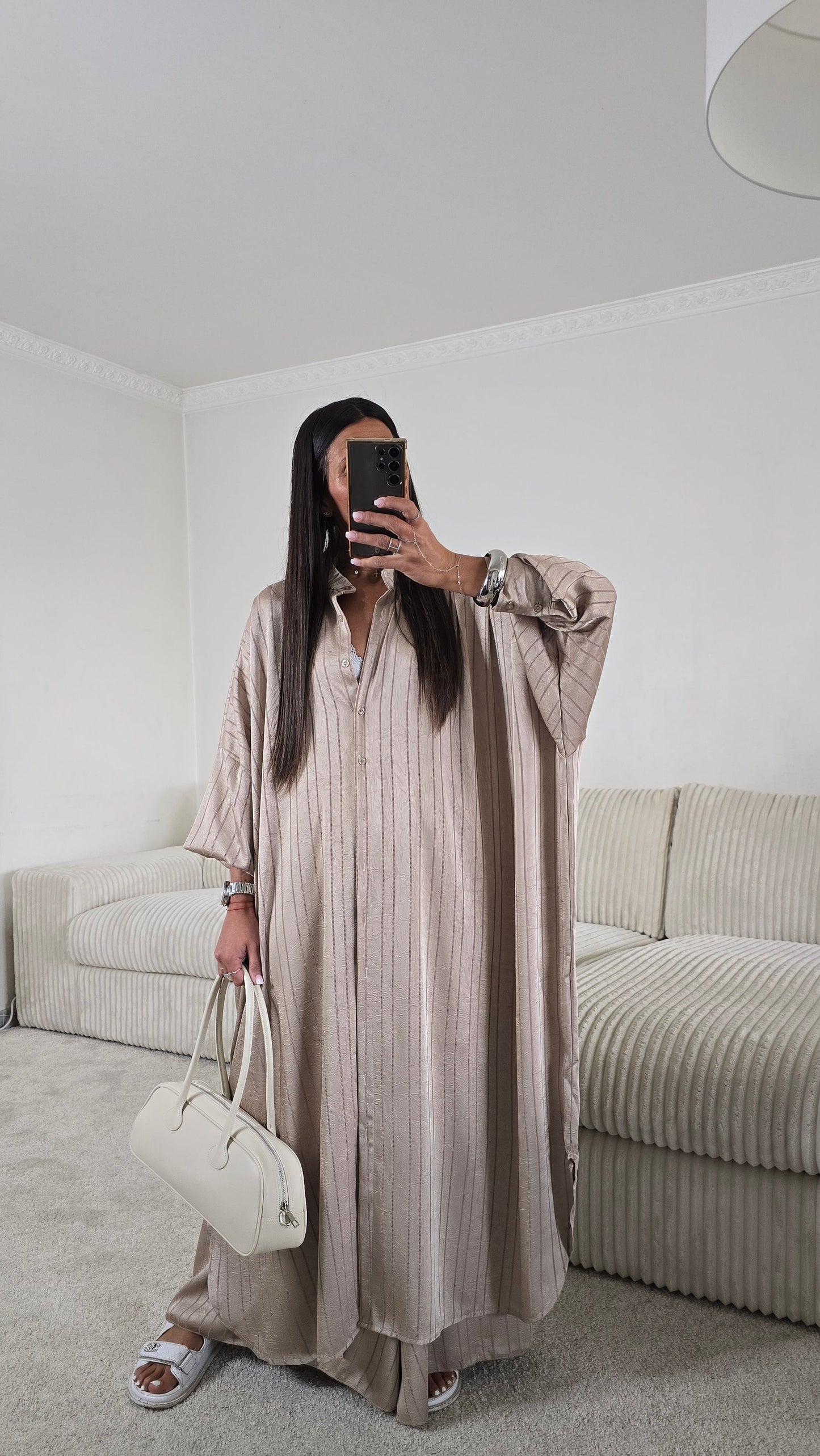 Ensemble satin texturé fluide – taupe