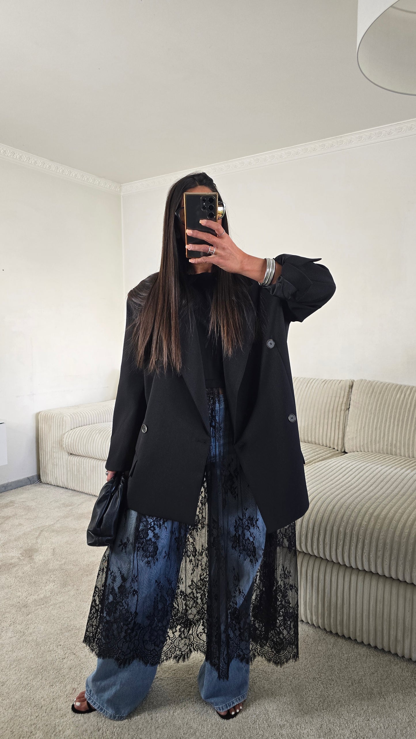 T-shirt dentelle signature – noir intense