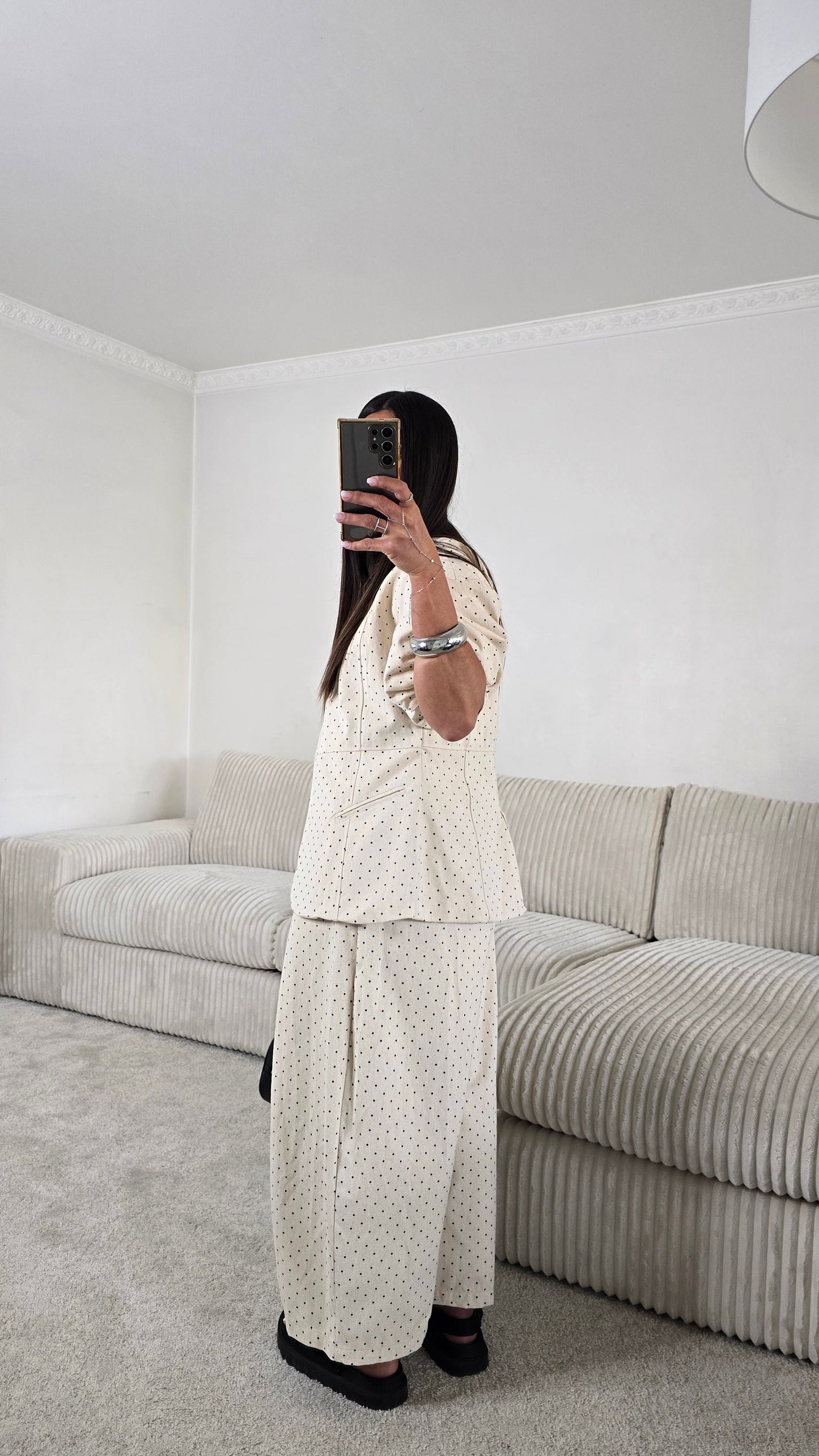 Veste écru à pois manches courtes – style chic & rétro moderne