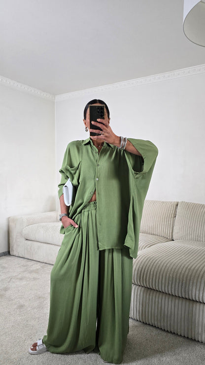 Ensemble ample vert matcha – confort et allure