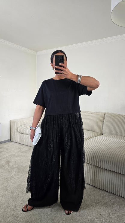 T-shirt dentelle signature – noir intense