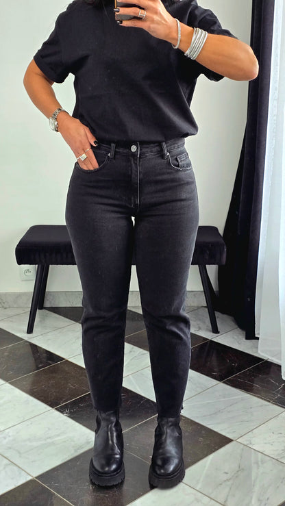 Jean Mom fit Taille Haute – Noir Profond