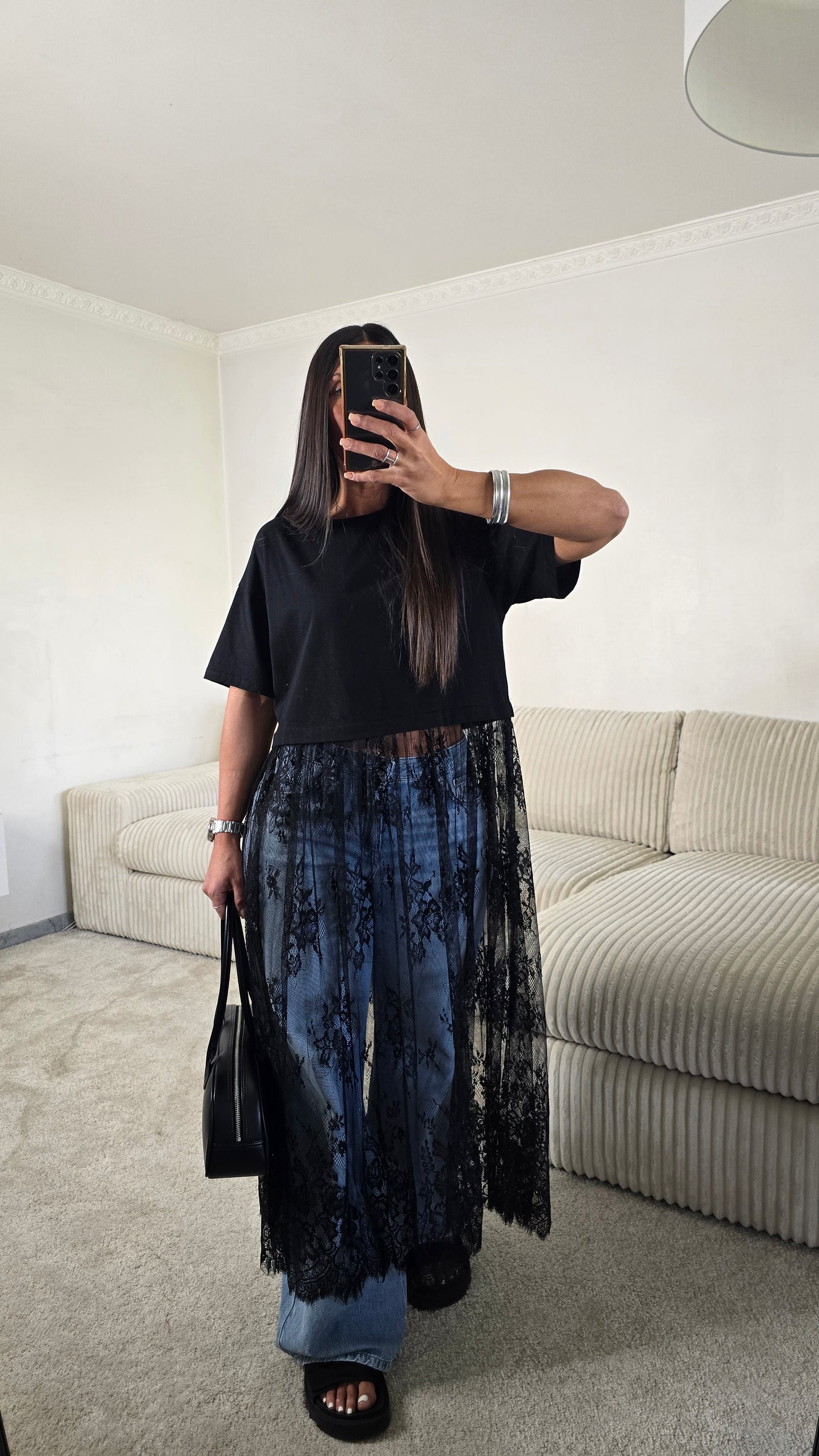 T-shirt dentelle signature – noir intense