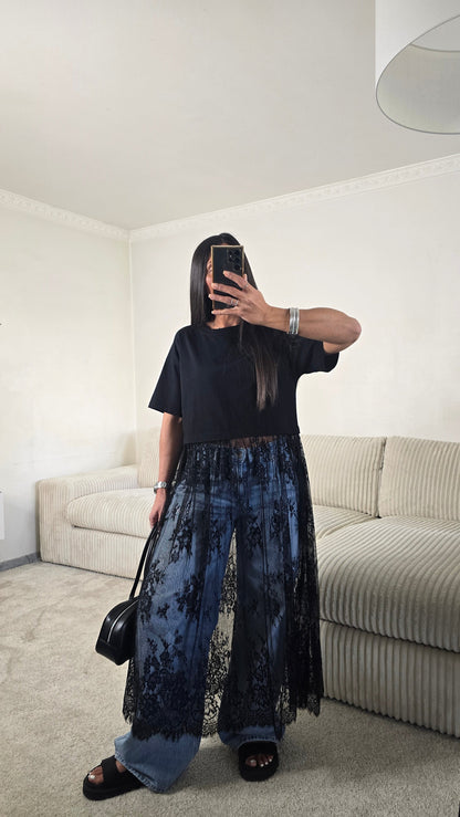 T-shirt dentelle signature – noir intense