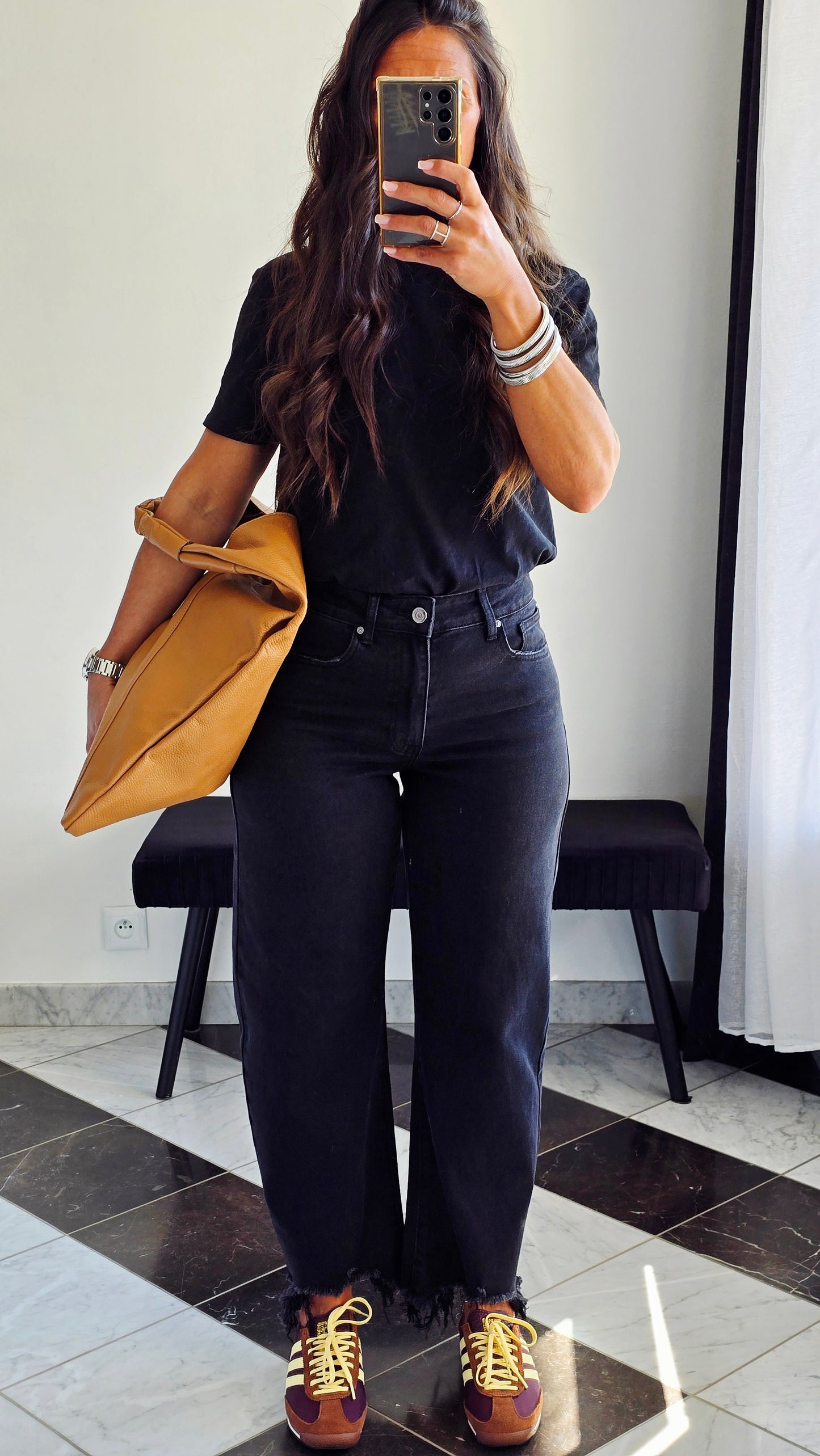 🖤 Jean Balloon Crop – Noir Effet Brut