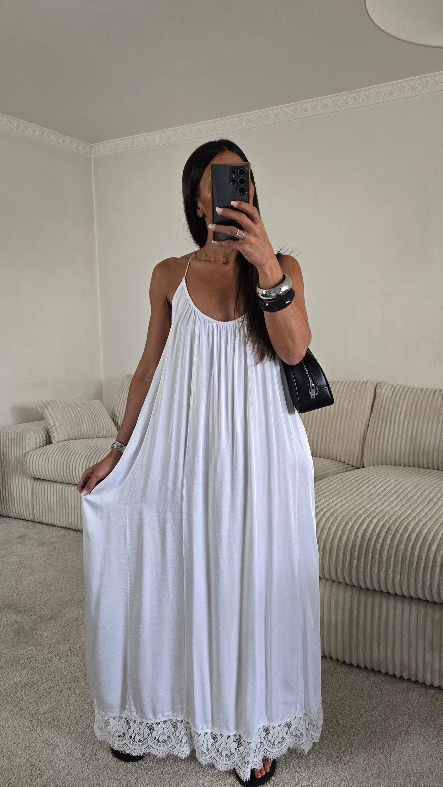 Robe longue - dentelle blanche