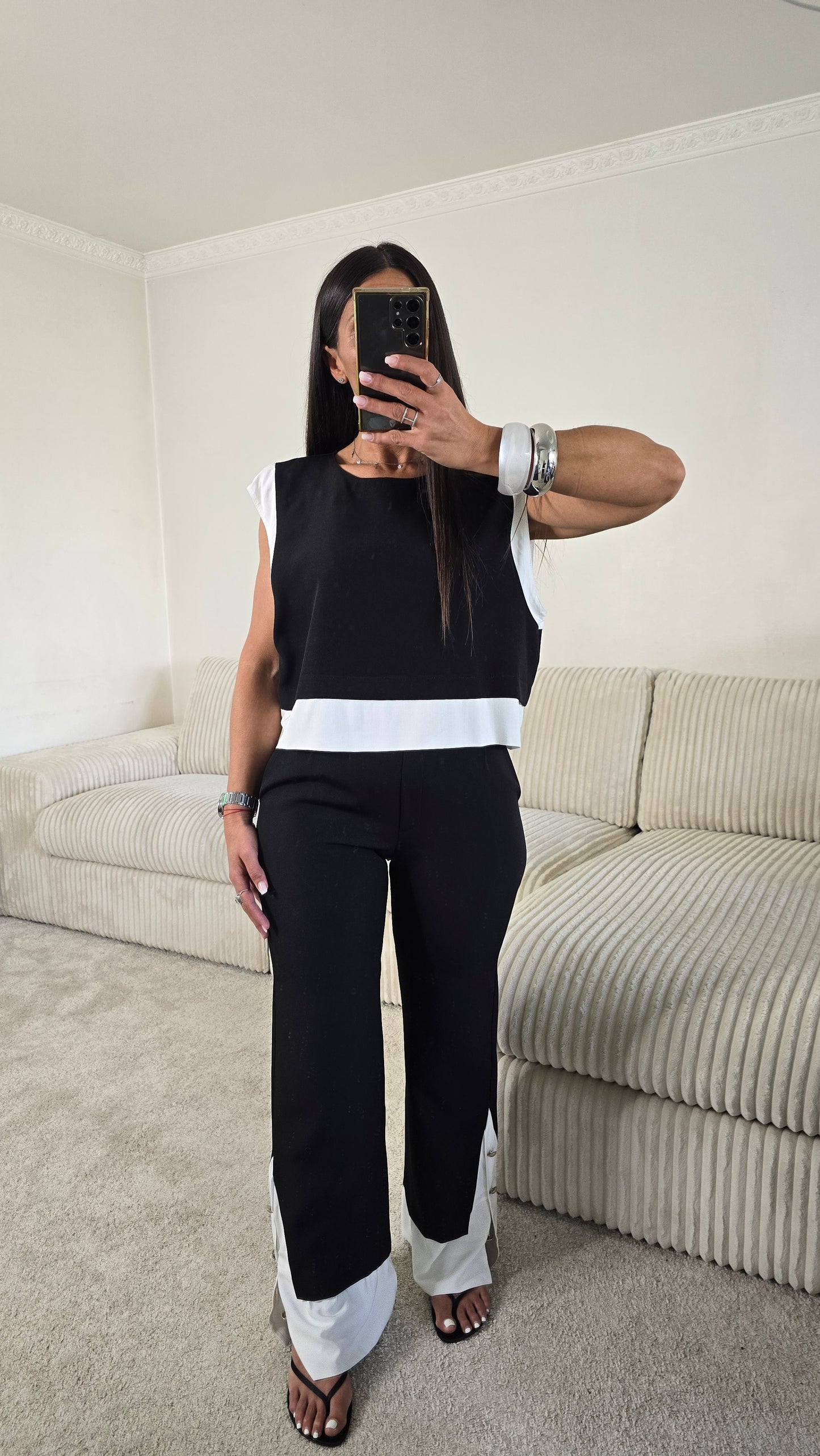 Haut noir & blanc détail bijou – fabrication française