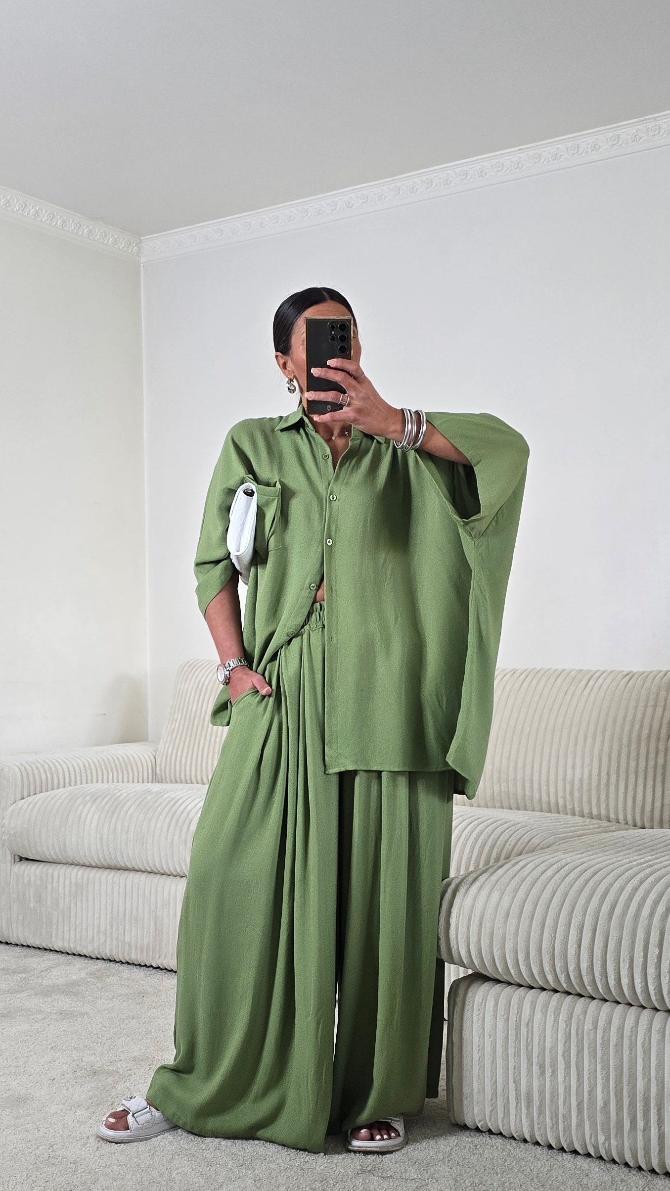 Ensemble ample vert matcha – confort et allure