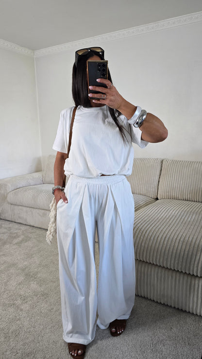 Ensemble jersey coton blanc – silhouette lumineuse & effortless