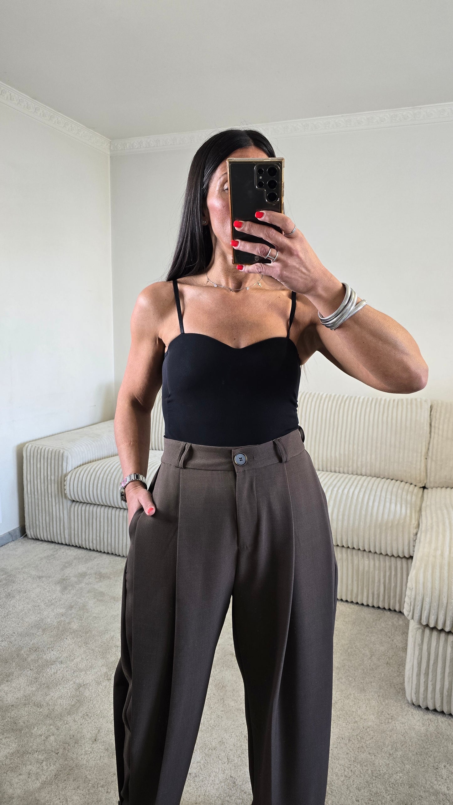 Pantalon wide leg marron taille haute – tailoring fluide structuré