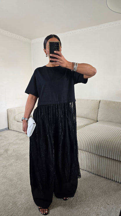 T-shirt dentelle signature – noir intense