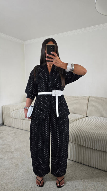 Veste noire à pois manches courtes – style chic & rétro moderne