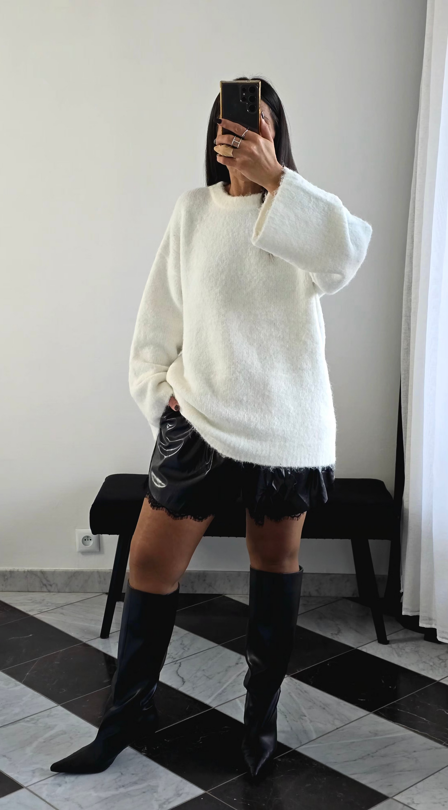 Short Simili & Dentelle Intégrée Noir – Taille Élastique