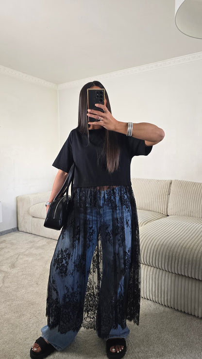 T-shirt dentelle signature – noir intense