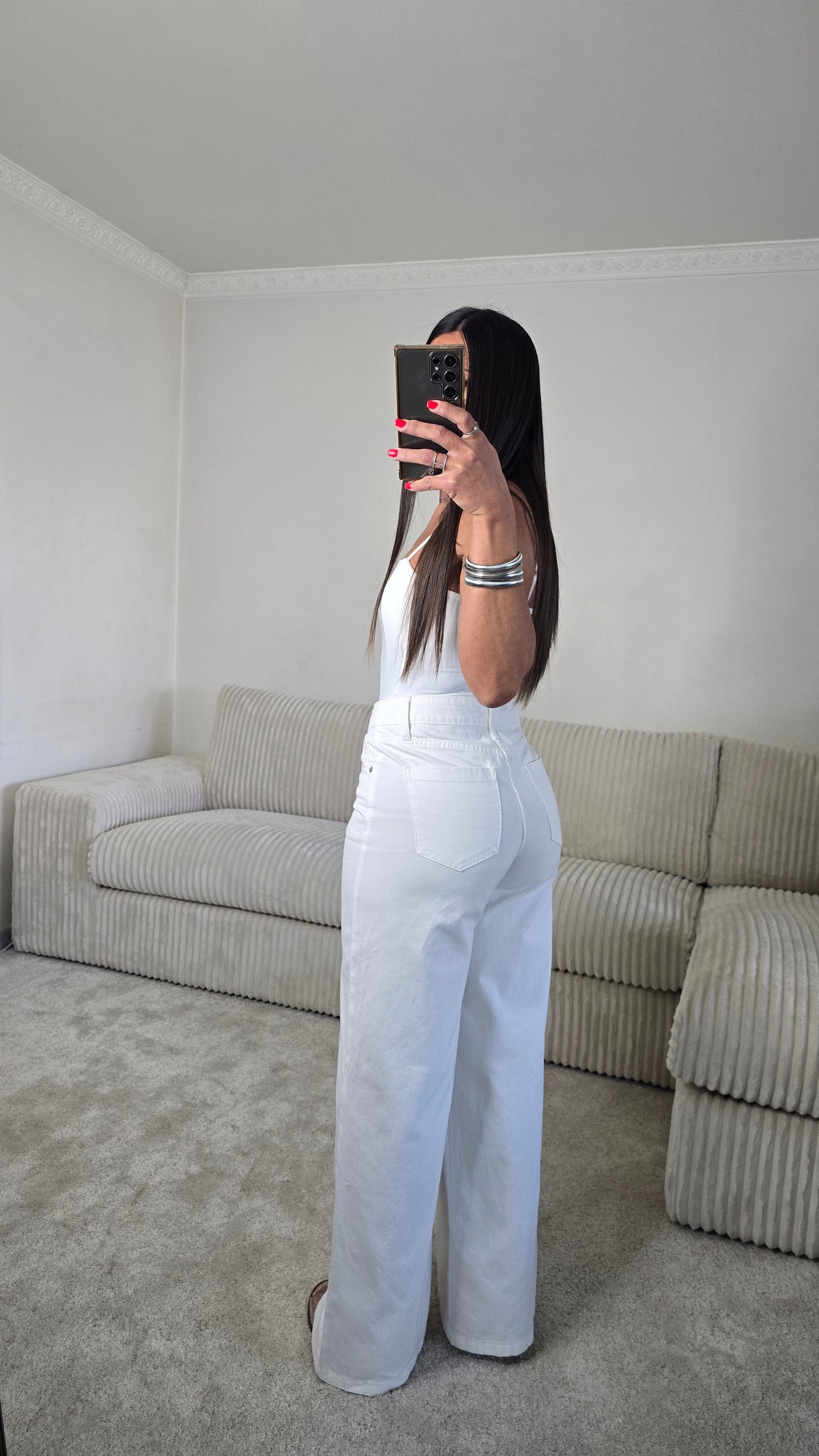 Jean palazzo blanc – coupe large structurée & taille haute