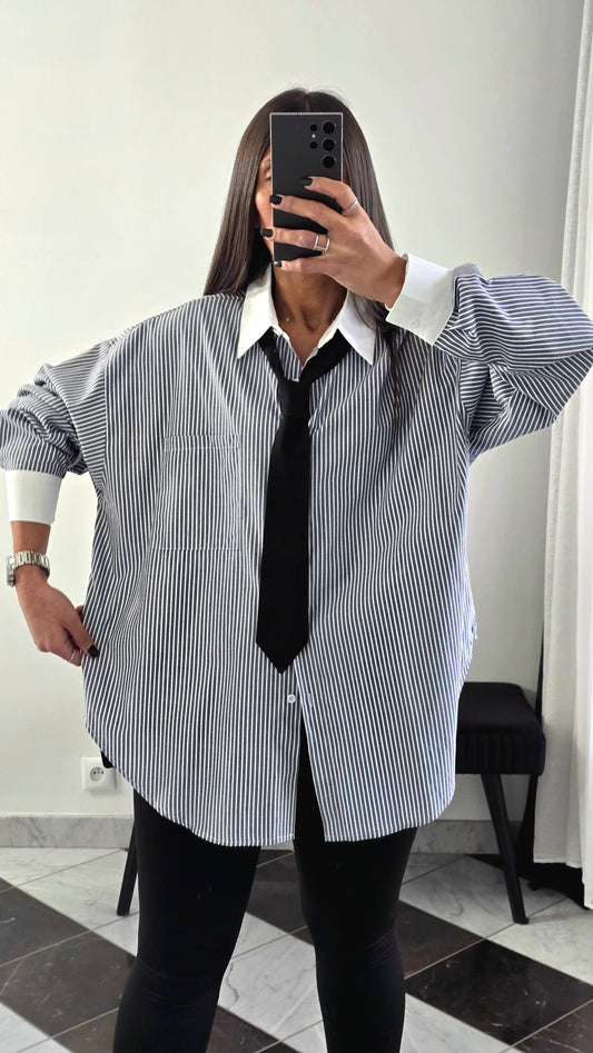 Chemise rayée avec cravate amovible – esprit tailoring chic