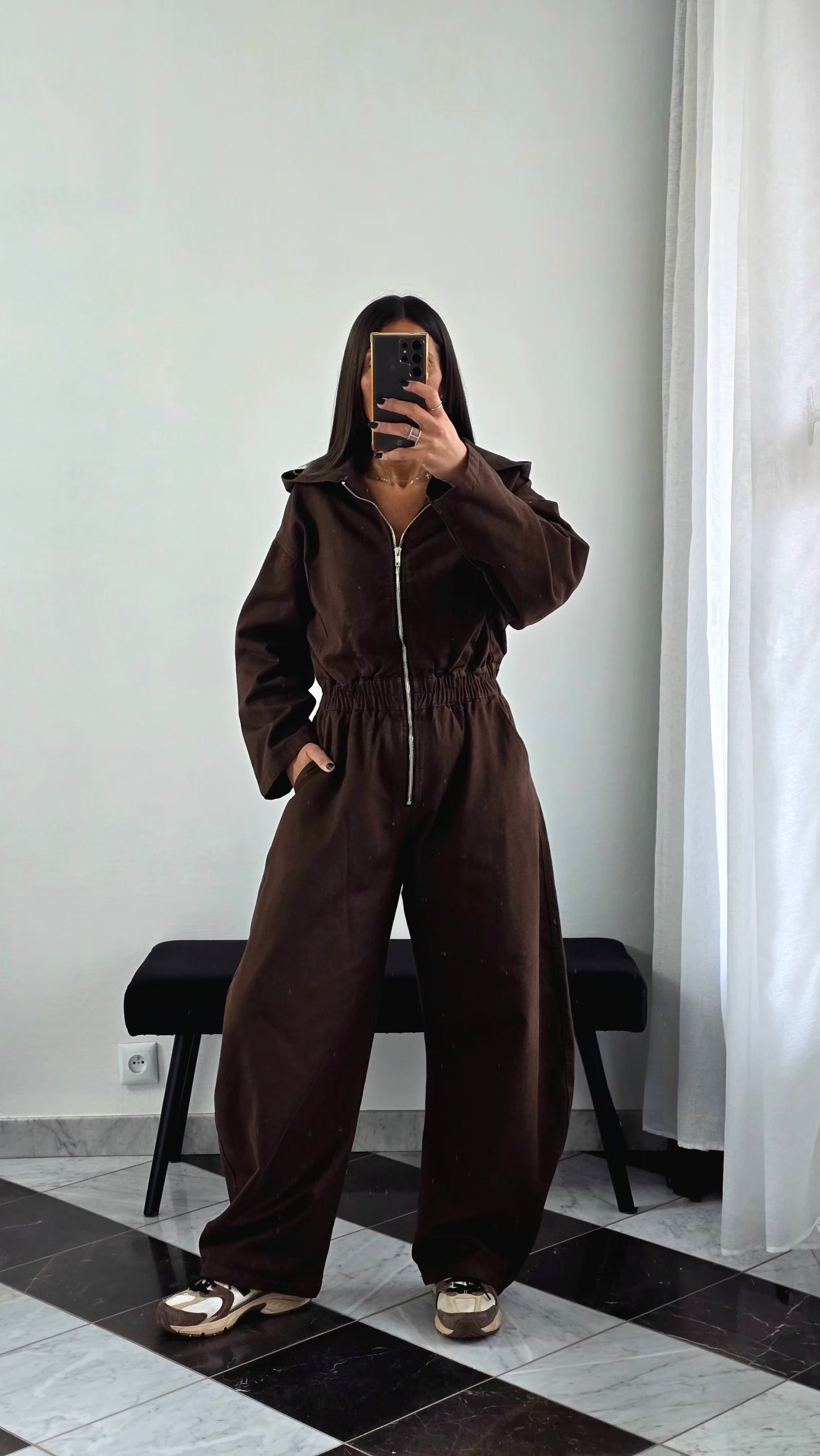 Combinaison chocolat en coton – zip & capuche