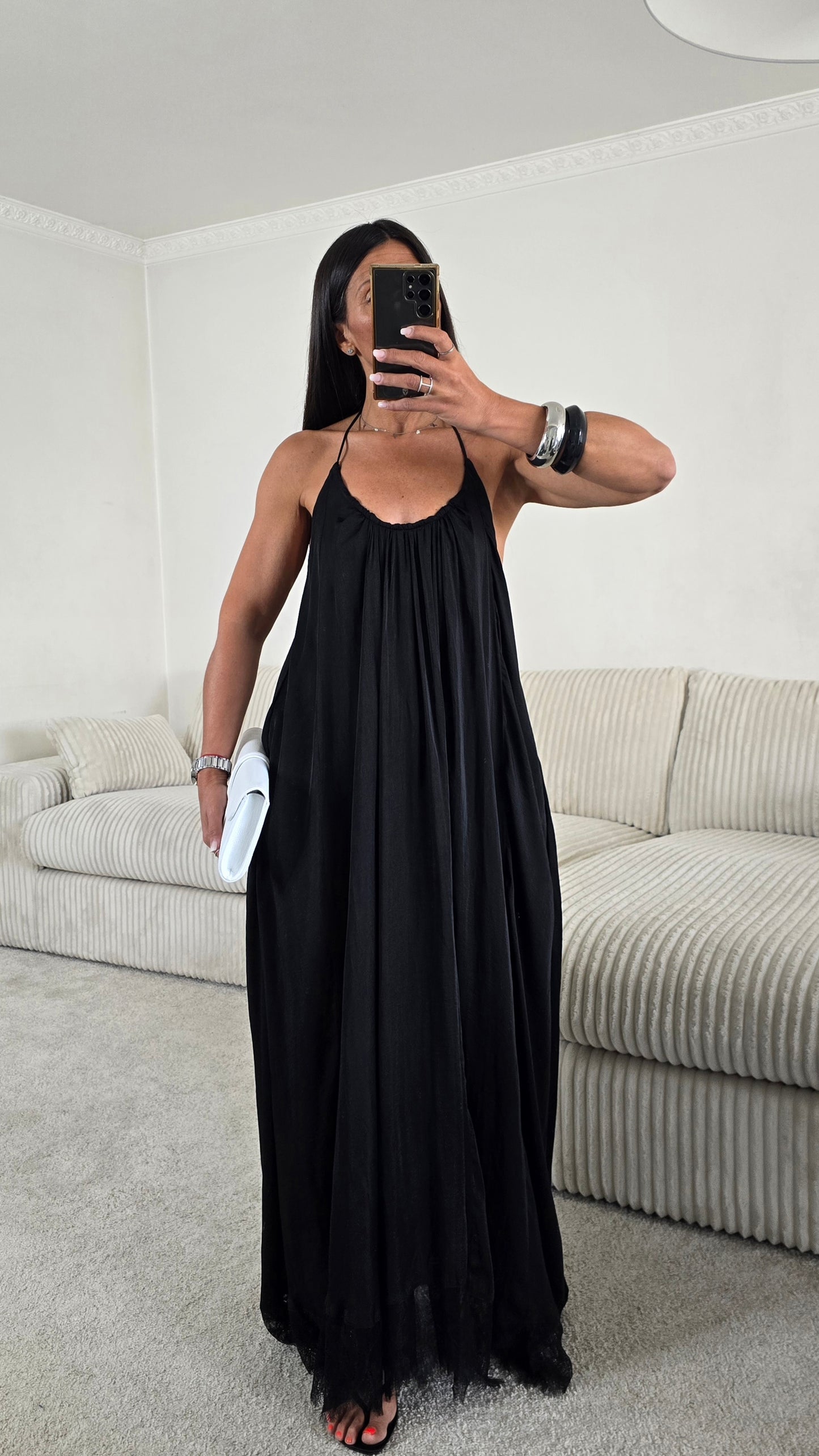 Robe longue dos nu dentelle noire