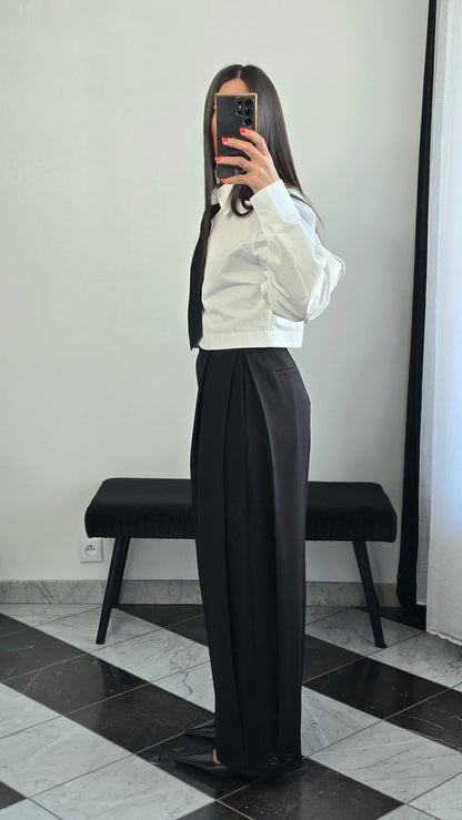 Pantalon wide leg noir taille haute – tailoring fluide structuré