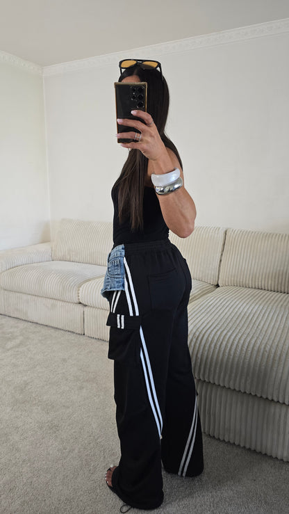 Pantalon jogging noir détails denim – esprit sporty chic