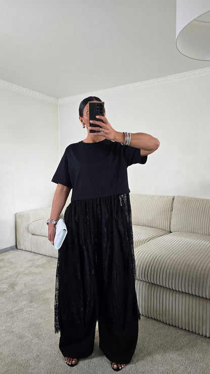 T-shirt dentelle signature – noir intense