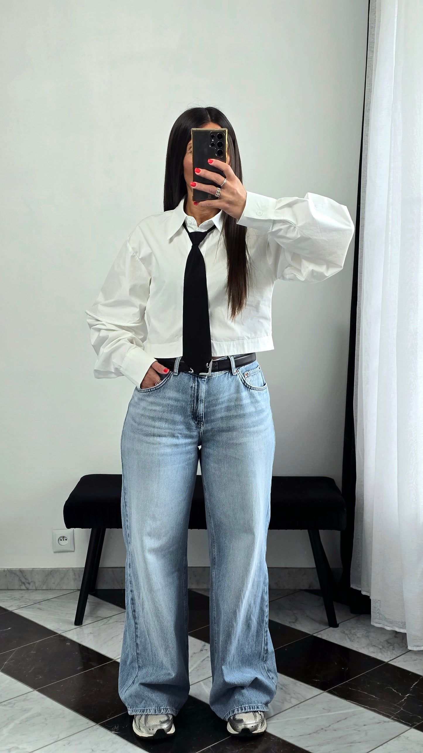 Chemise crop avec cravate amovible – blanc