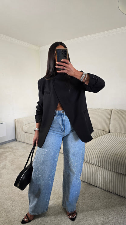 Blazer asymétrique structuré – noir intemporel