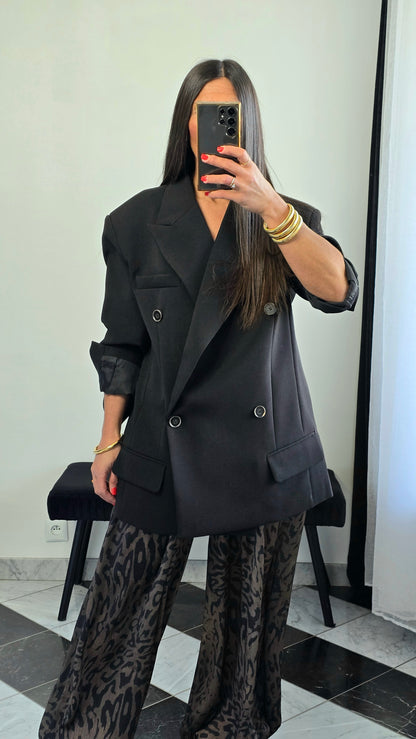 Blazer oversize noir – coupe tailoring structurée & double boutonnage