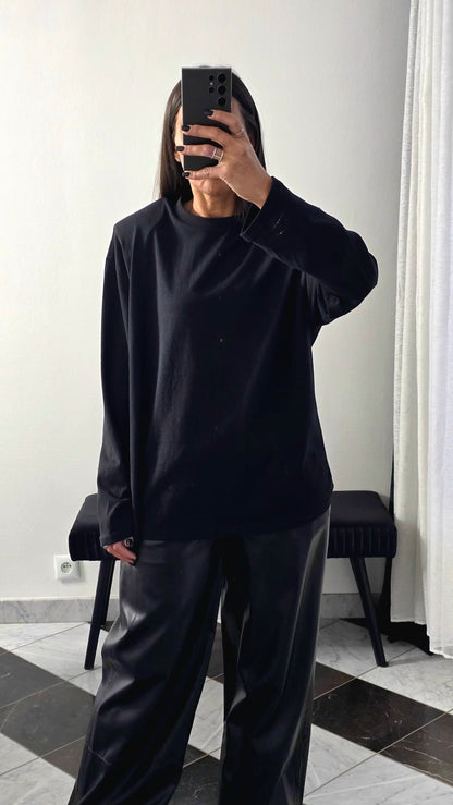 T-shirt structuré en coton noir à épaulettes