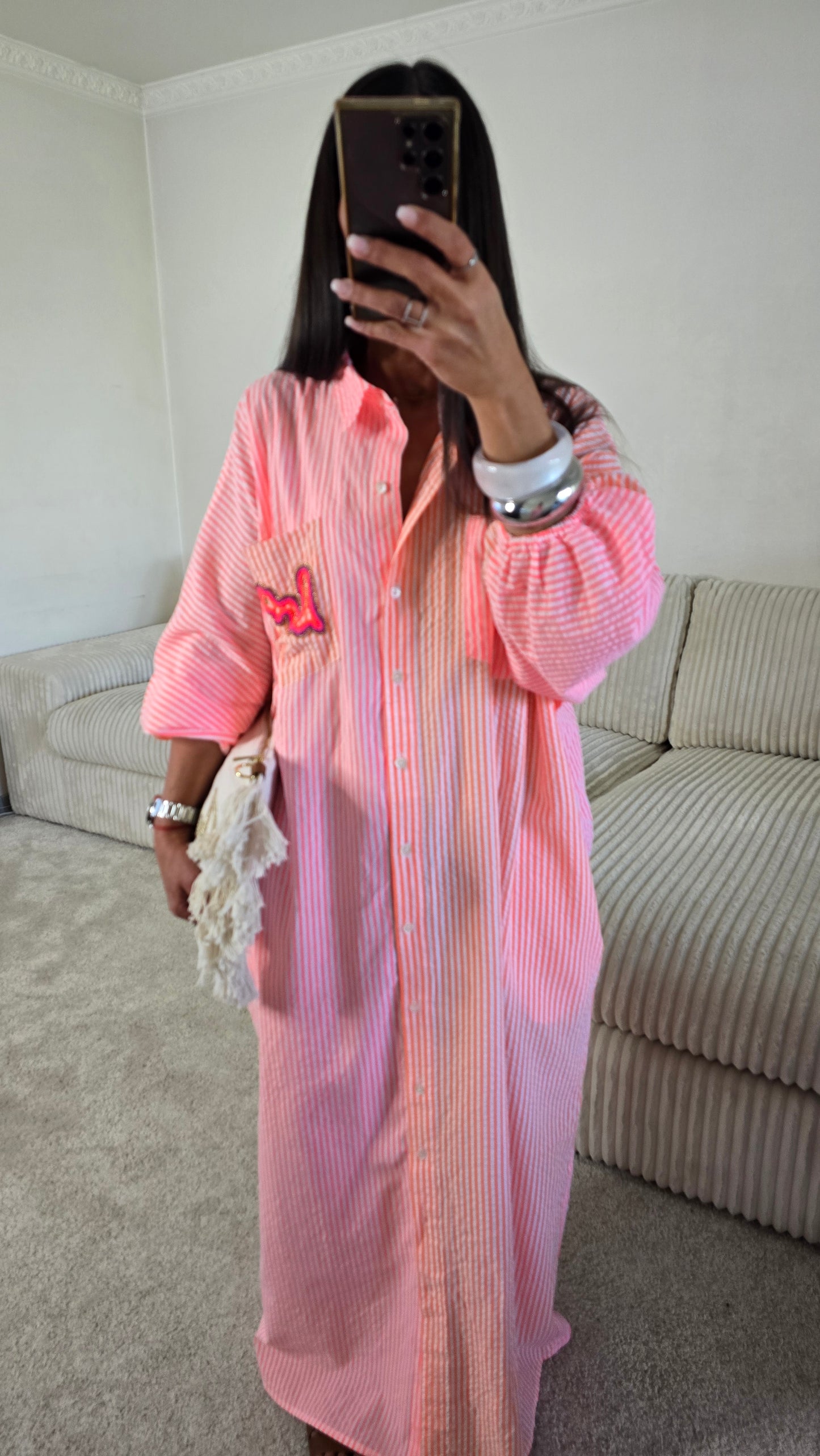 Robe chemise oversize rayée rose – esprit effortless & solaire