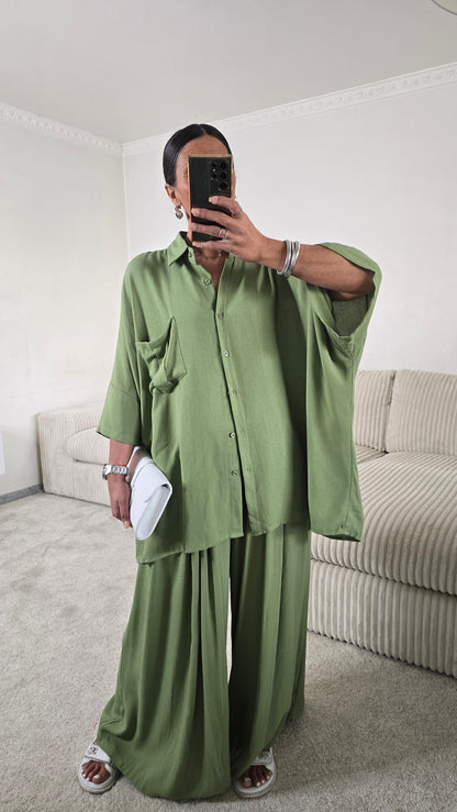 Ensemble ample vert matcha – confort et allure