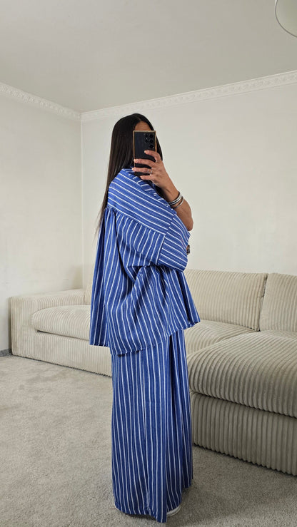 Précommande – Expédition à partir du 28/04/26.          Ensemble Rayé Chemise Oversize + Pantalon Palazzo – Bleu