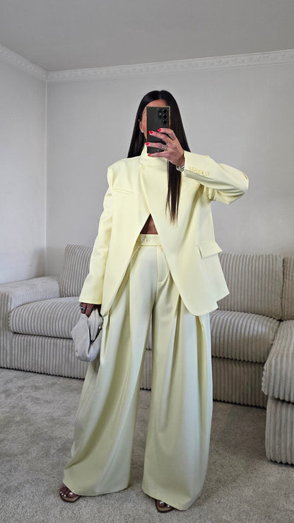 Pantalon tailoring large – jaune beurre lumineux