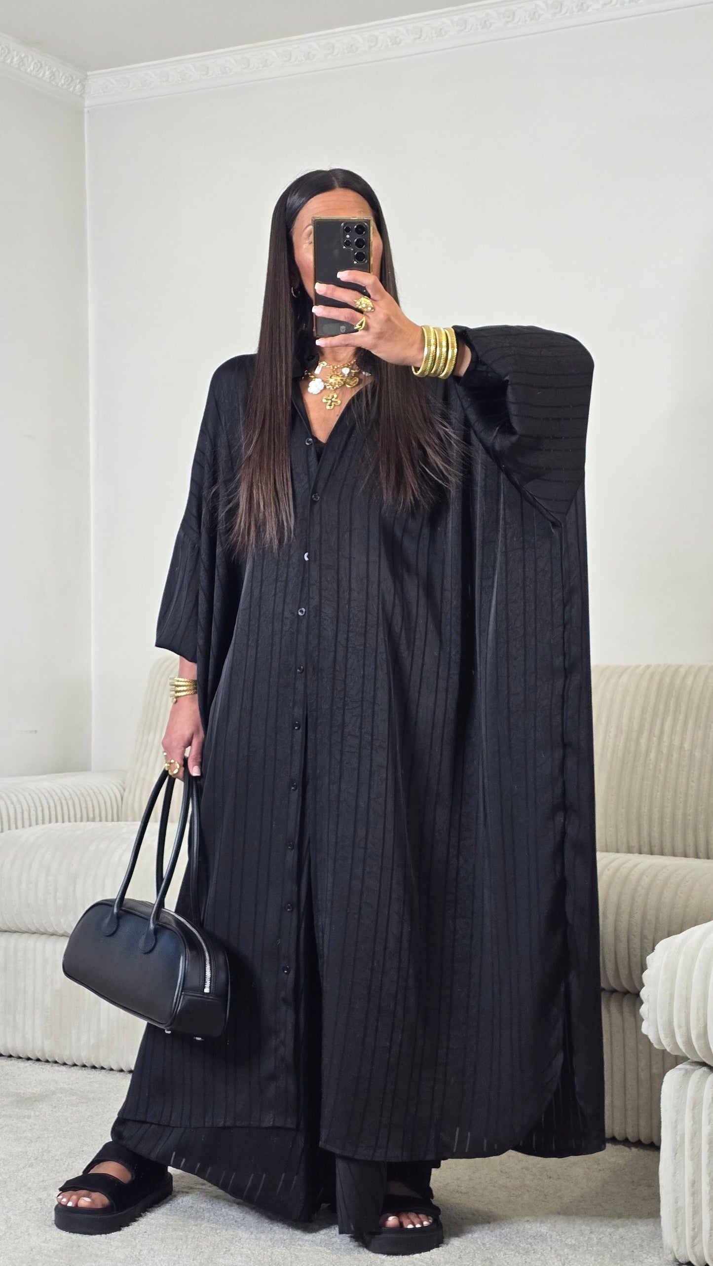 Ensemble satin texturé fluide – noir profond