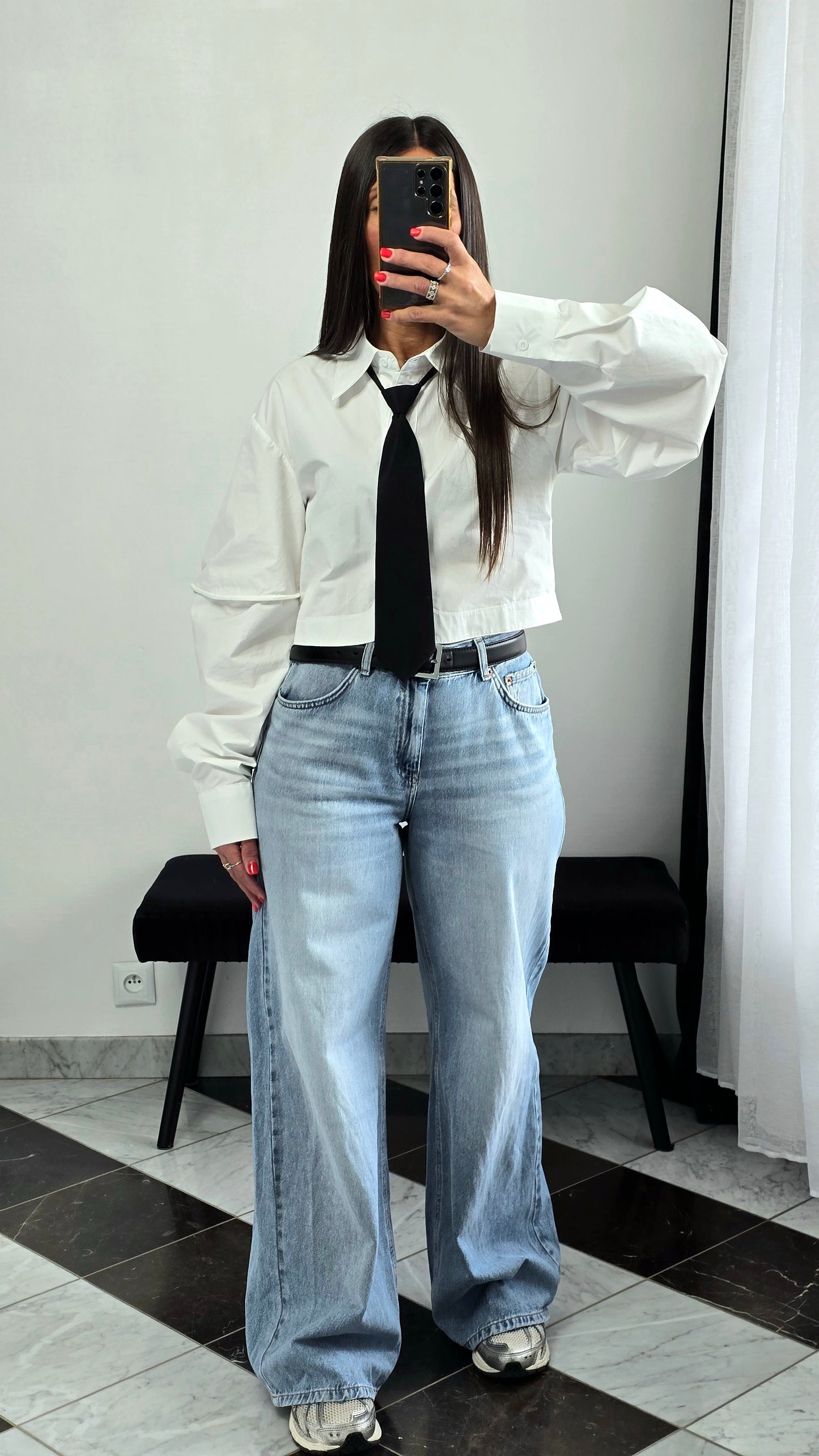 Chemise crop avec cravate amovible – blanc