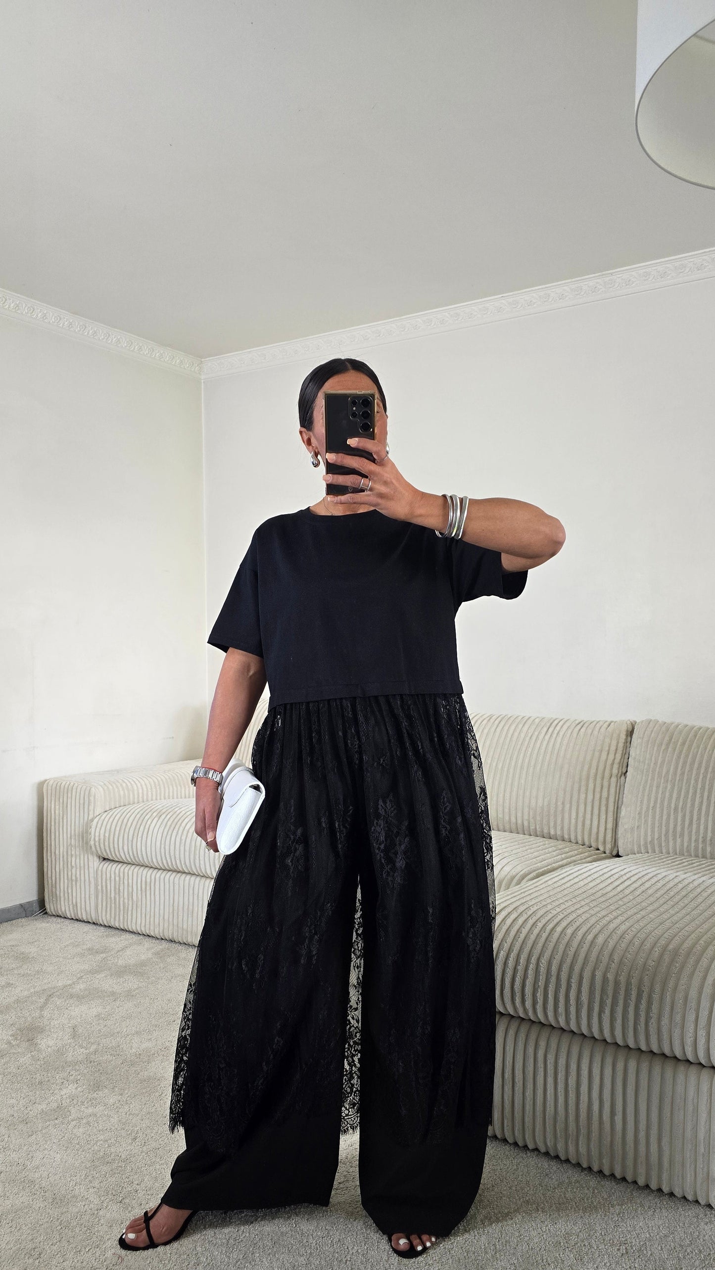 T-shirt dentelle signature – noir intense