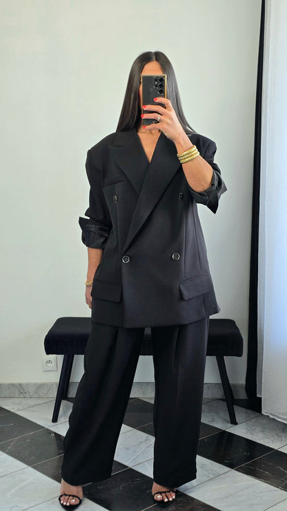 Blazer oversize noir – coupe tailoring structurée & double boutonnage