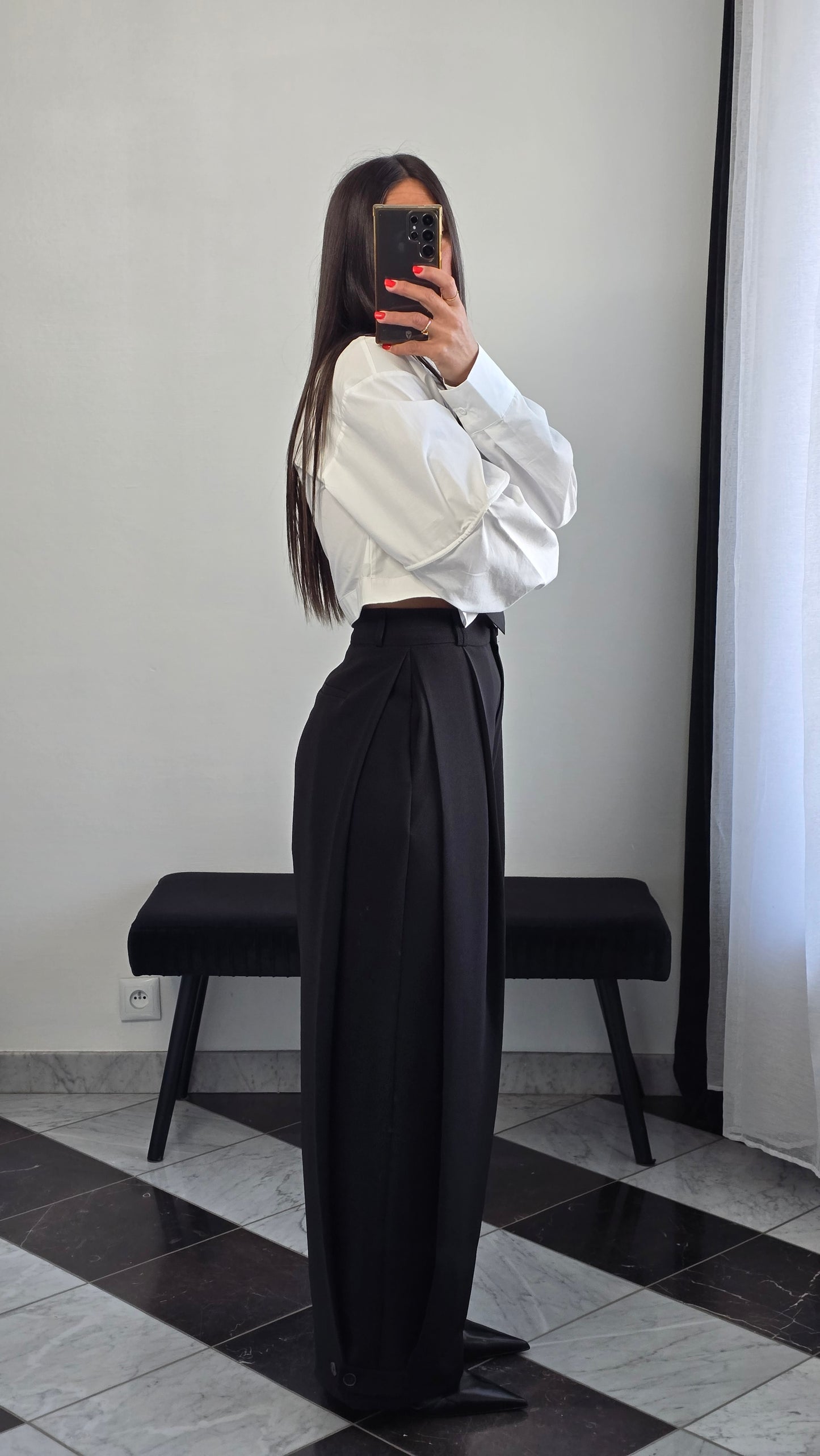 Pantalon wide leg noir taille haute – tailoring fluide structuré