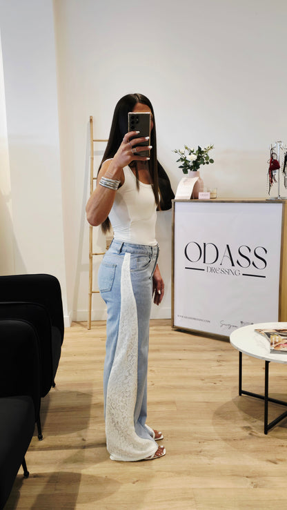 Jean Wide Leg Détail Dentelle - Bleu Clair